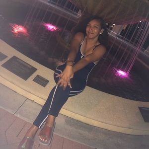 Meet your Posher, Alexia